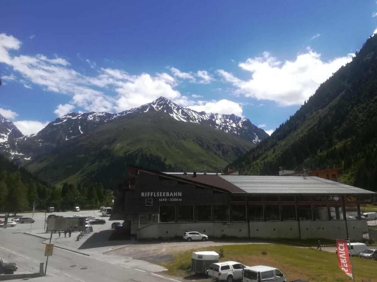 Haus Pechtl Hotel Sankt Leonhard im Pitztal Exterior foto